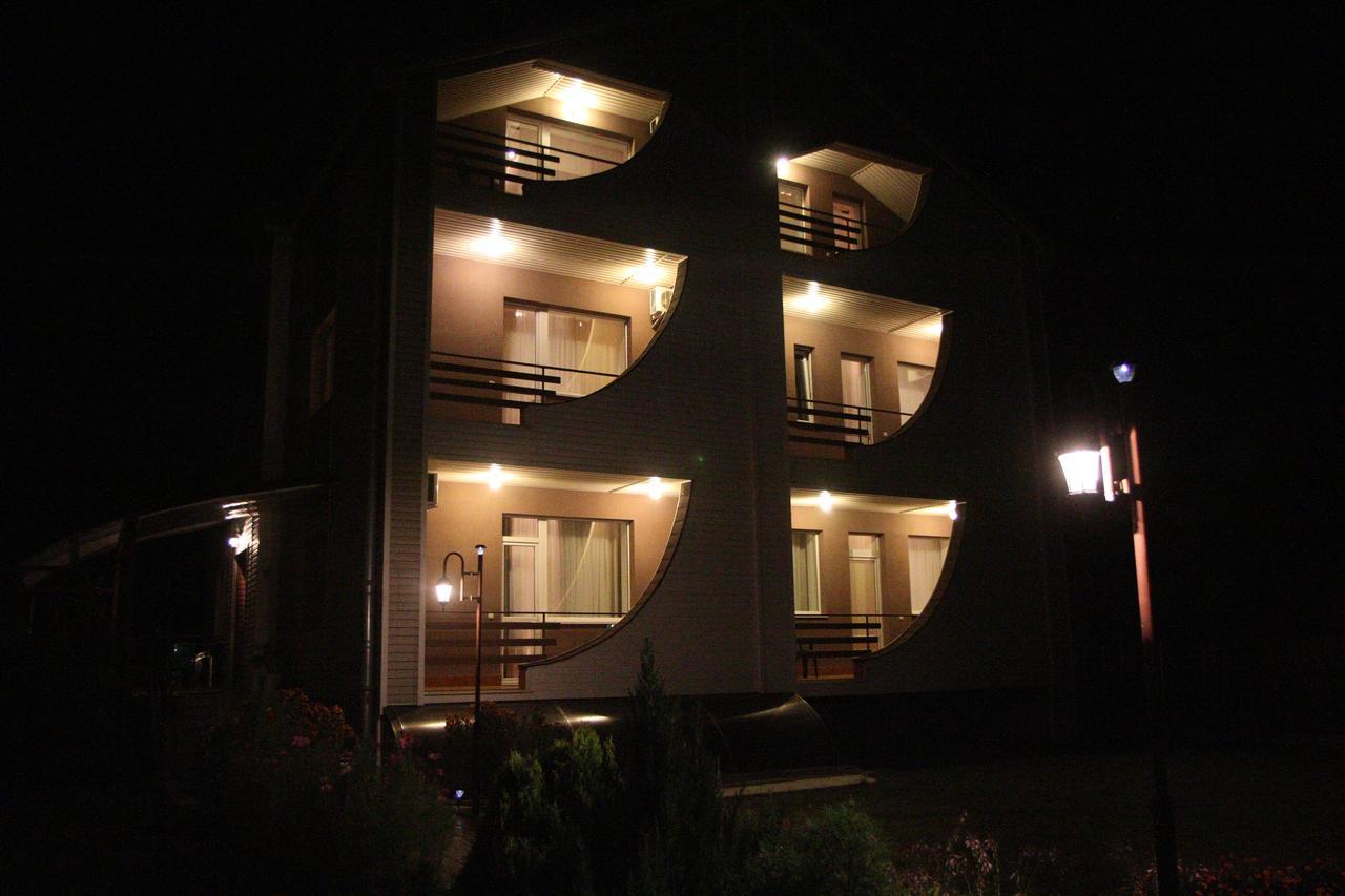 Uyut Chernihiv Exterior photo